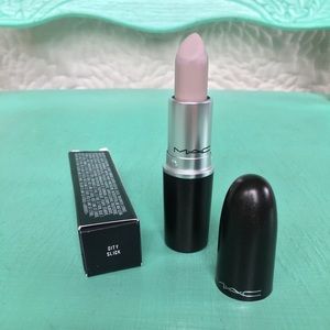 MAC Matte Lipstick in City Slick